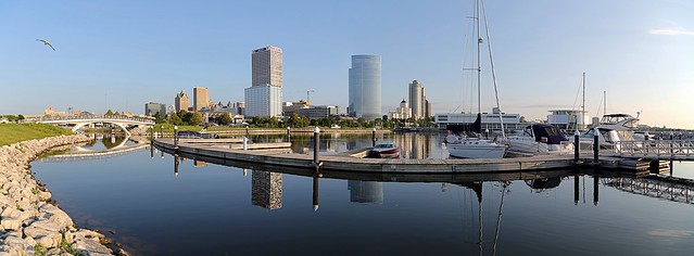 Good Morning Milwaukee (Panorama)