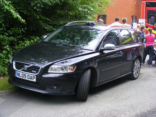 (702) Cheshire FRS - Volvo V50 - Officers Car- NL09 OAP | by Call the Cops 999