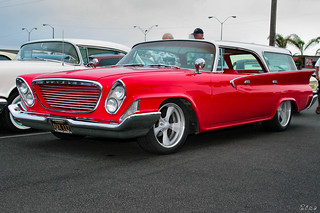 1961 Chrysler New Yorker 4d htp wgn - mod - red - fvl