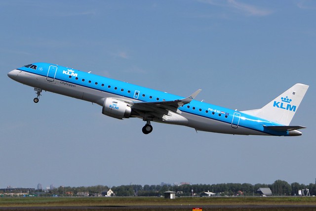 KLM Cityhopper - Embraer 190STD PH-EXC @ Amsterdam Schiphol