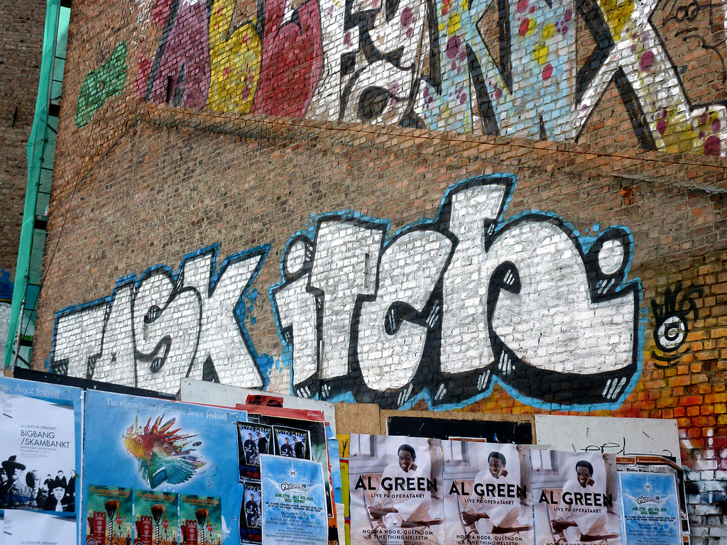 Graffiti in Oslo 2010 | Artist(s): Task Itch | kami68k [Graz & Allover ...
