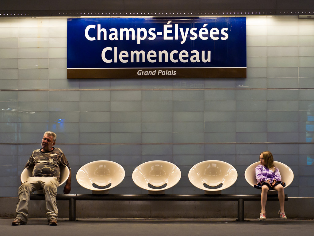 Champs-Élysées Clemenceau - Grand Palais