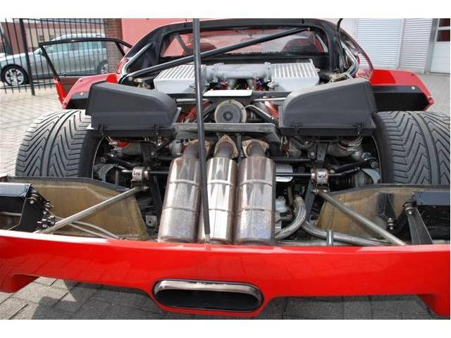 Ferrari F40 1989 engine