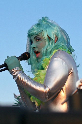 Alien Surfer Babes | by Pine Ear