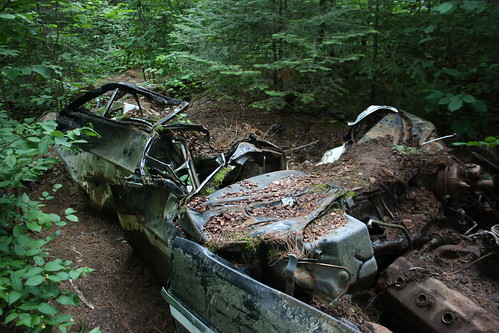 old abandoned car minnesota north grand trail shore waters boundary marais gunflint