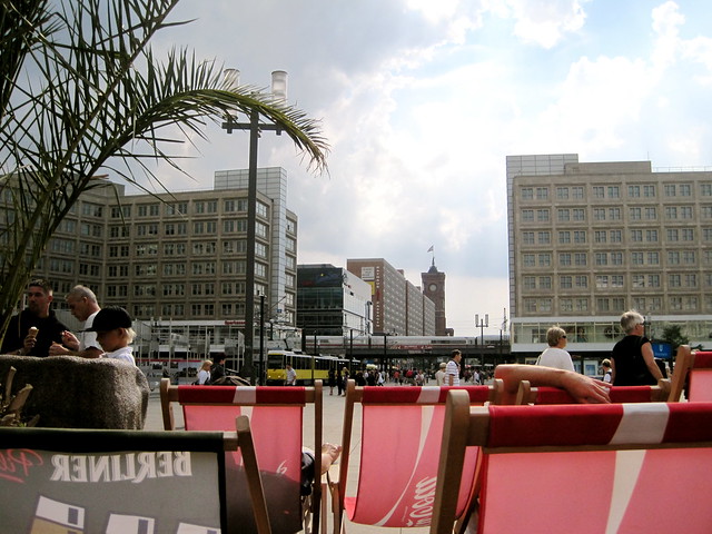 Strand am Alexanderplatz / Berlijn
