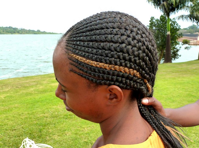 A GOLDEN BRAID ON THE SHORES OF LAKE VICTORIA