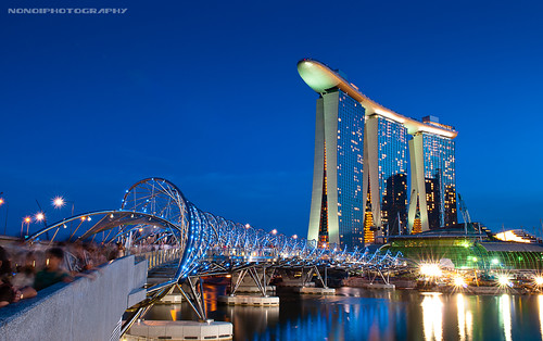 blue hour at marina bay sands by nonoiphotography (post and run mode)