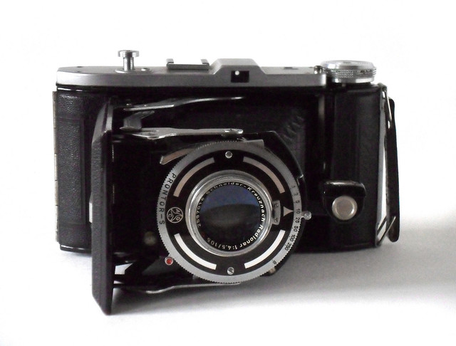 Balda Baldalux Folding Camera