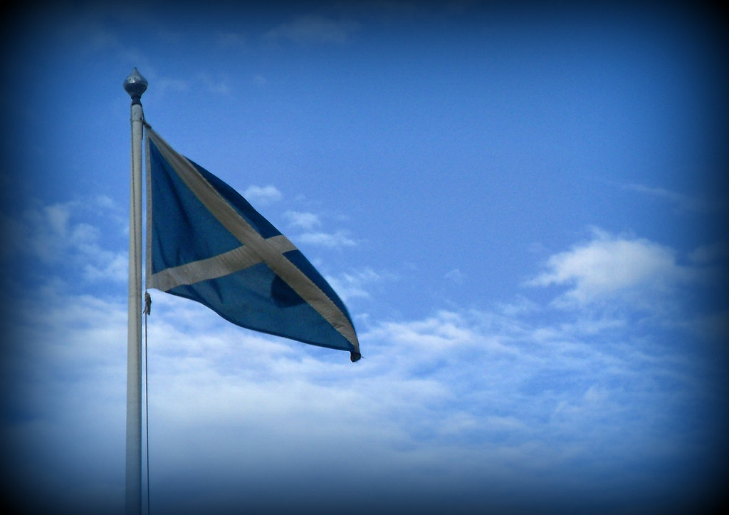 Scotland's Blue And White by alphazeta