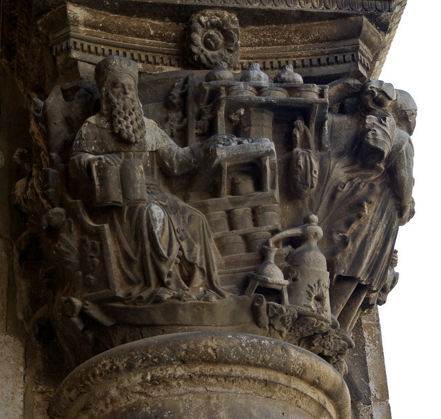 Alquimista, capitell del Palau del Rector, Dubrovnik, Croàcia
