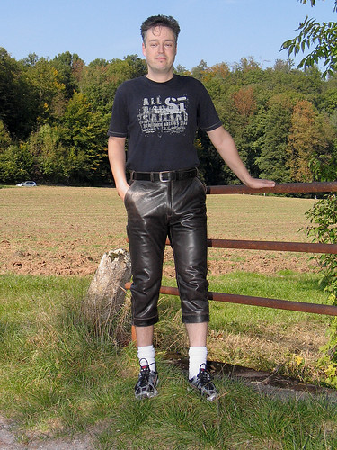 leather gay outdoor | leatherfan3 | Flickr