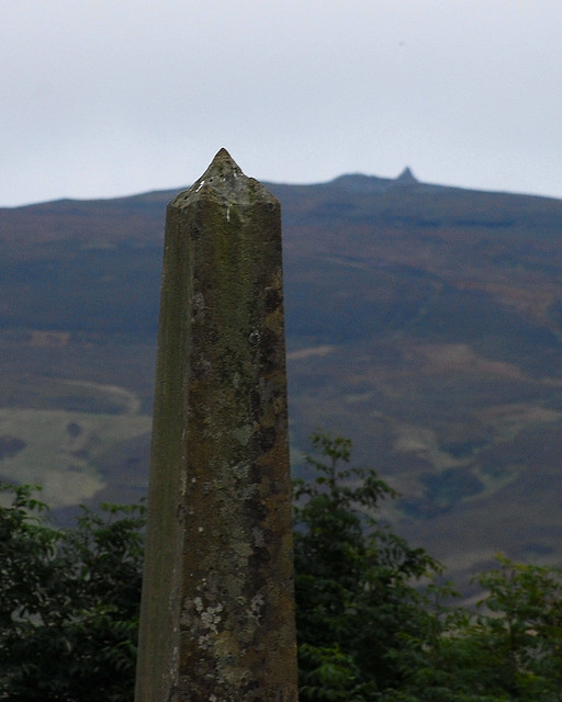 Muirkirk CM and Cairn Table