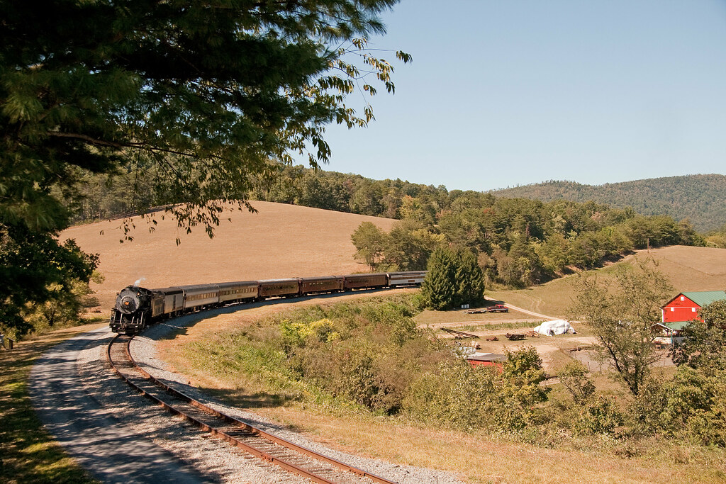 Engine 734 Helmstetter's Curve | WMSR Engine 734 pulls its weekend scen… | Flickr