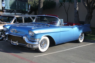 1957 Cadillac Series 62 Eldorado Biarritz 2d cnv - blue - fvl
