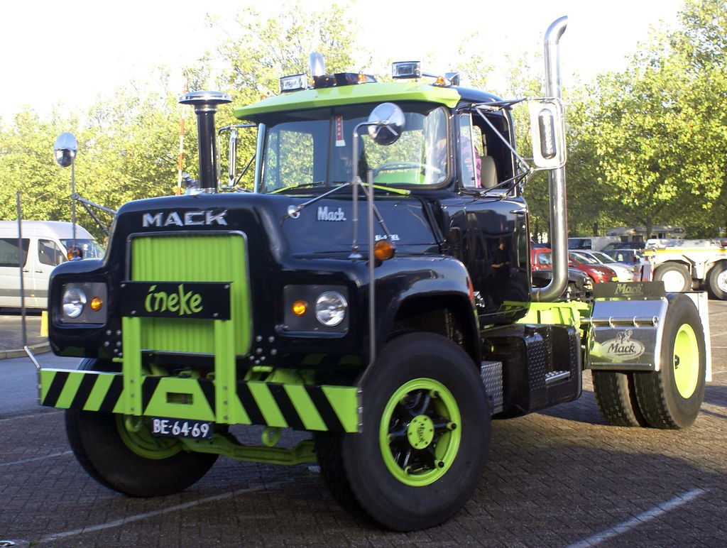 Mack R Series | Dave Stretton | Flickr