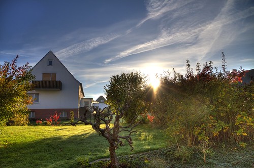 Sunset by rheussner, Sonnenaufgang im Vorgartenronshausen