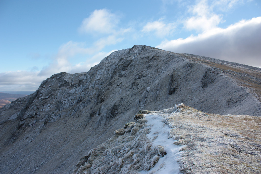 The west ridge of Spidean Mialach