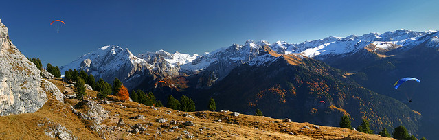 flying between winter and autumn (panoramic version)