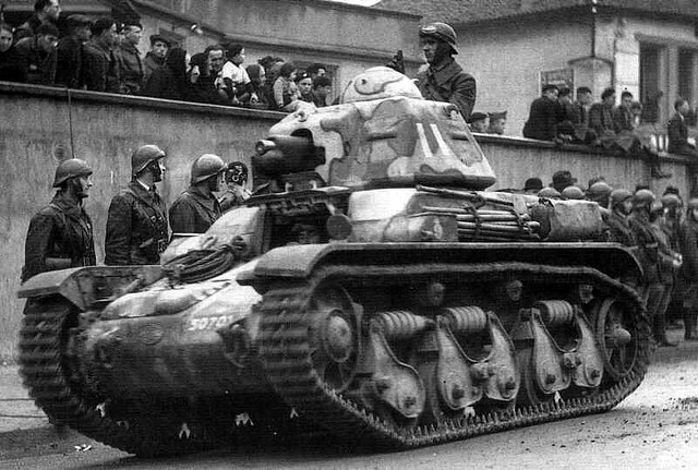 Polish Army’s French made tank R-36