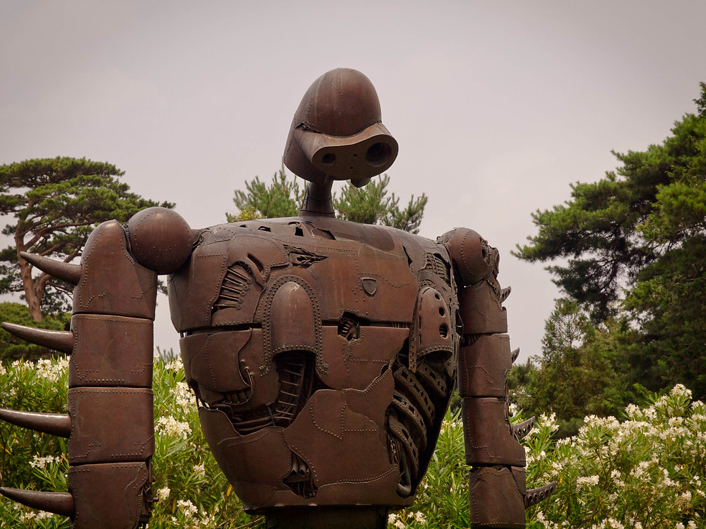 Laputa Robot | A life-sized statue of a robot soldi… | Flickr