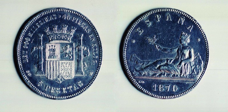 Royal mint silver coin with the pillar and Isabel II.

Omaria Brunal-Perry/Micronesian Area Research Center (MARC)