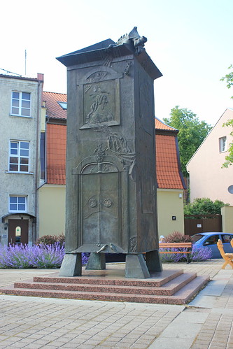 kłajpeda klajpeda klaipėda klaipeda litwa lithuania lietuva pomnik rzeźba rzezba plac monument sculpture square