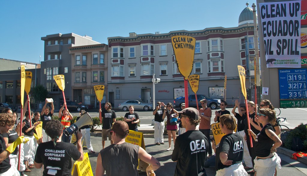 350 clean up Chevron action 101010 2010-10-1045 | Activists … | Flickr