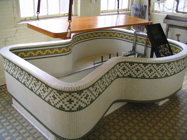 Hubbard Tub with a Wooden Patient Lift, Fordyce Bathhouse, Hot Springs National Park, Arkansas