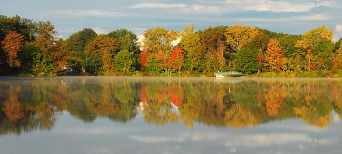 autumn red sky usa cloud lake ny newyork color reflection fall nature water yellow fog landscape us pond buffalo unitedstates low upstate greenlake western orchardpark