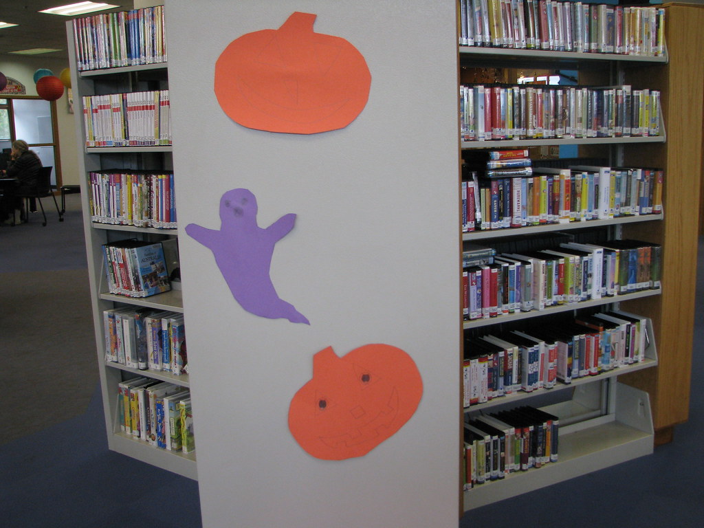 October Decoration Days 20 | Westmont Public Library | Flickr
