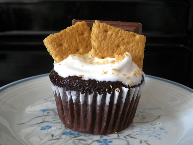 s'more cupcakes for class