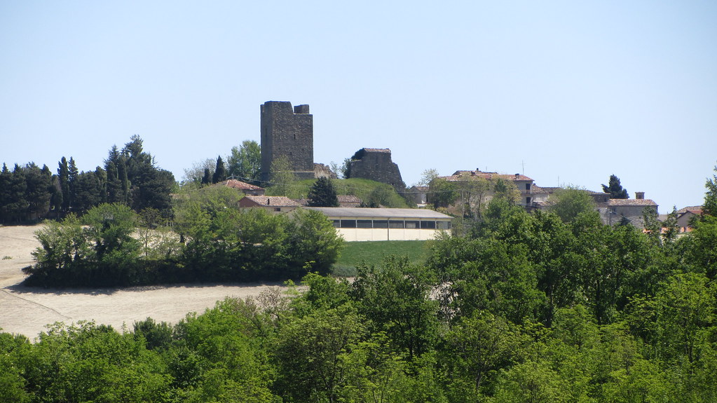 La torre di Isola (Marche)