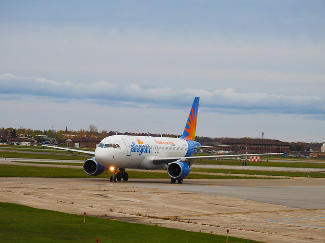 Allegiant Air – Airbus A320-214 N234NV @ Niagara Falls
