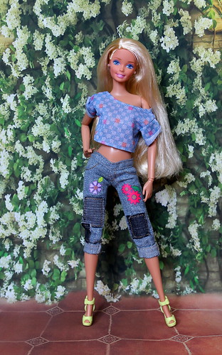 Spring Tea Party Barbie 1997 | Gulya | Flickr