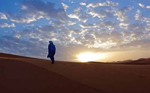 Ascent by jasbond007, Shortly after sunrise in the Moroccan Sahara near Merzouga, not far from the border with Algeria. Ta