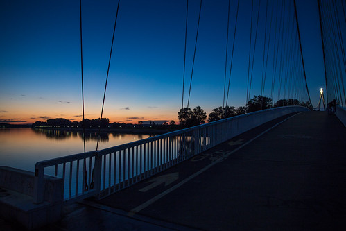 osijek croatia hrvatska 2017 ngc sunset zalazak sunca sunce sigma art drava river rijeka bridge most pedestrian suspension