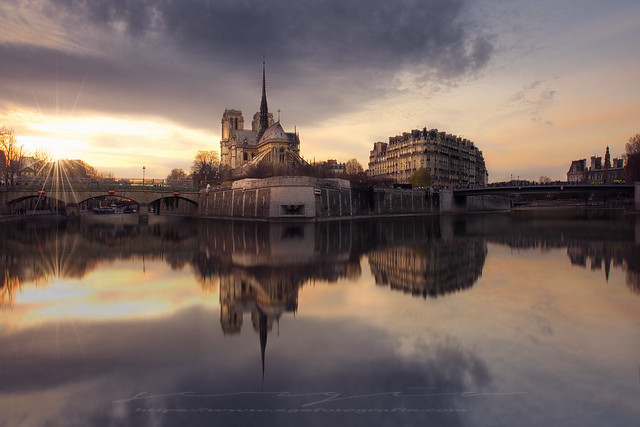 Bridge to bridge, Notre Dame
