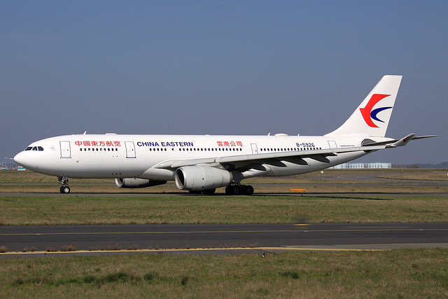 China Eastern Airlines  Airbus A330-243 B-5926