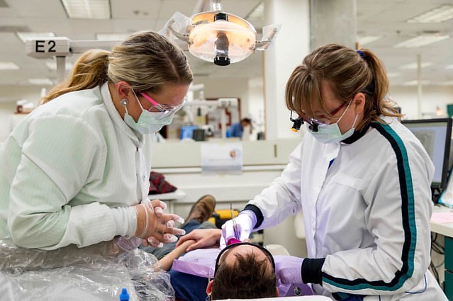 Interested in a career in dental hygiene? Attend tonight's information session to learn more about our Dental Hygiene program! 5 p.m. to 6 p.m in room W204F. . . #lwtech #thelwtech #lakewashingtoninstituteoftechnology #lakewashingtontech #kirklandcollege