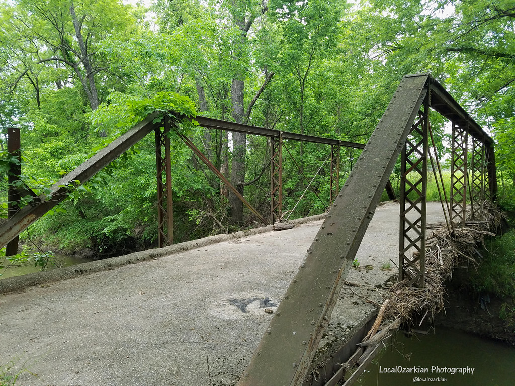 Labatt Bridge Cox Creek Bridge | Built in 1920, this 5-panel Pratt pony tr… | Flickr