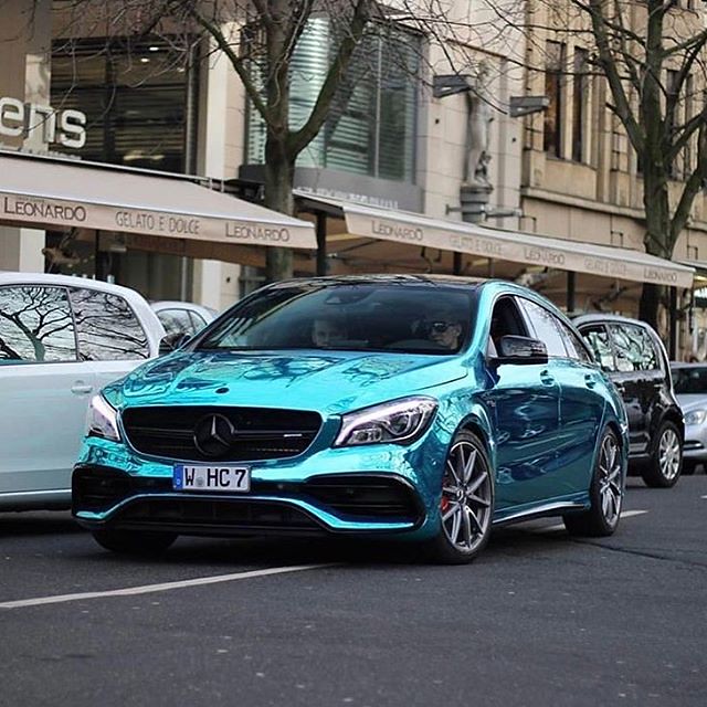 Mercedes CLA 45 AMG Shooting Brake in Petrol-Chrom spotted…