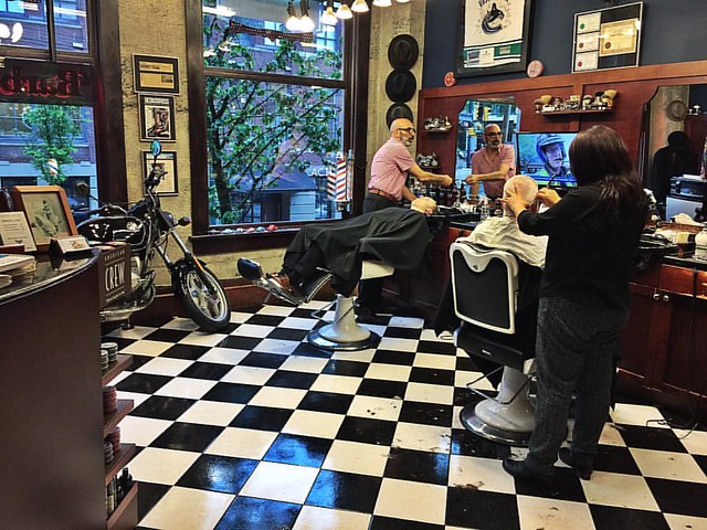 Busy Monday, last clients of the day! 💈 #barbershop #barberlife #lifeisgood