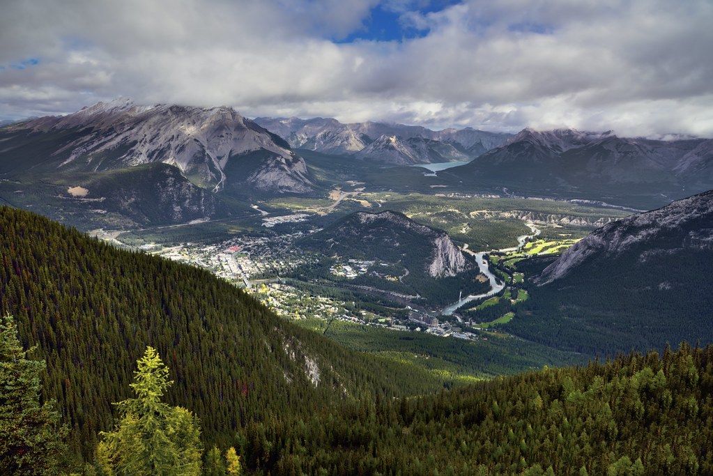 An Amazing View of the Bow Valley (Banff National Park)