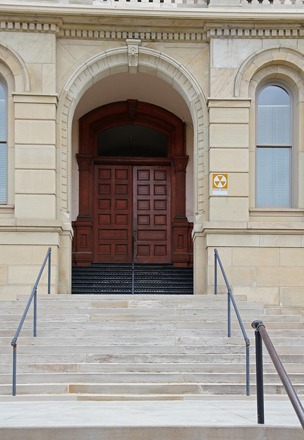 Entrance, Fayette County Courthouse — Washington Court House, Ohio