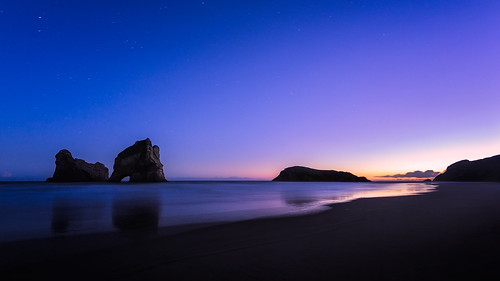 longexposure newzealand seascape sunrise stars dawn silhouettes nz southisland westcoast wharariki nofilters archwayislands nikond800 nikkor160350mmf40