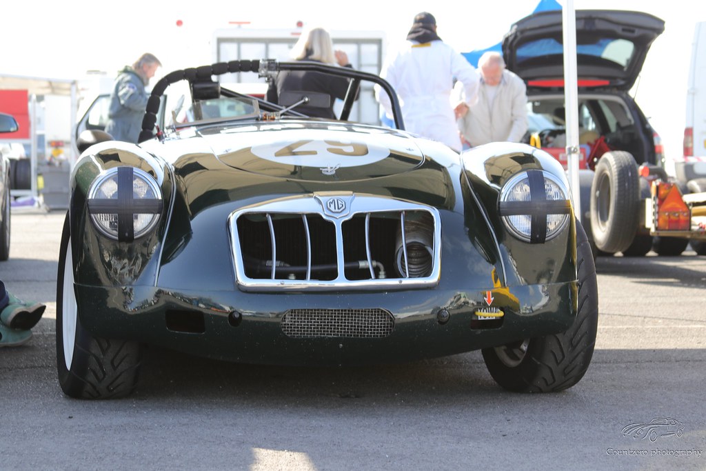 Thruxton - CSCC Race Meet | Flickr