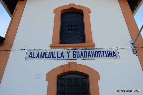 Estación de Ferrocarril de Almedinilla y Guadahortuna | Flickr