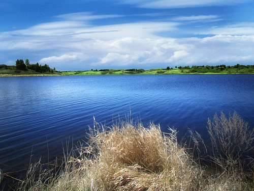 landscape northdakota rural prairie reservoir jamestownreservoir lake water blue outdoors country grass shore
