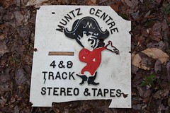 Muntz Centre Sign